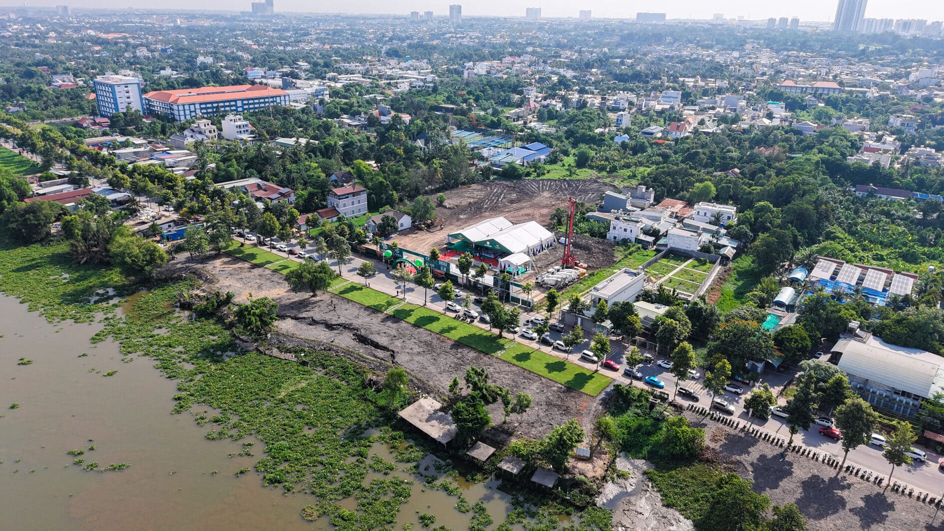 Tiến độ The Emerald River Park